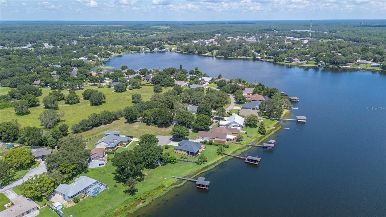 102 Bayberry Drive, Polk City, FL 33868 Photo