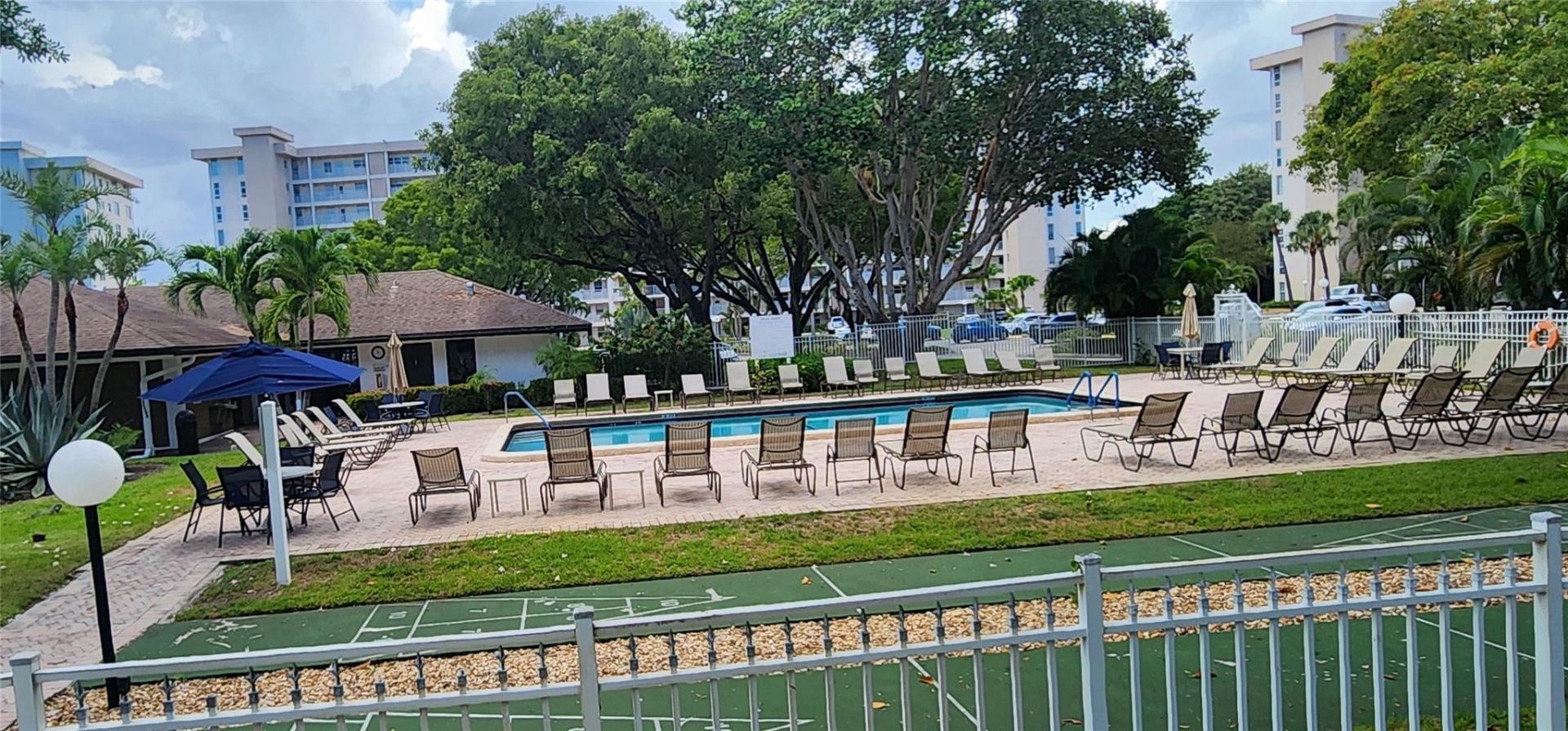 2650 S Course Drive, Unit 505, Pompano Beach, FL 33069 Photo