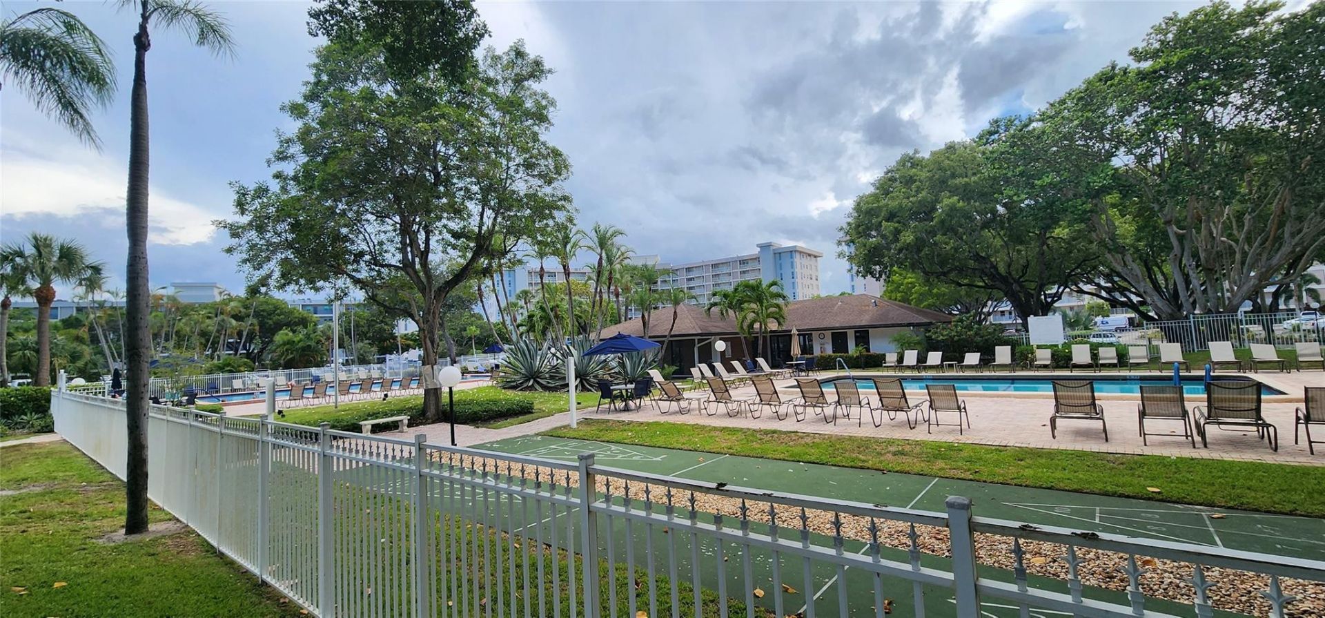 2650 S Course Drive, Unit 505, Pompano Beach, FL 33069 Photo