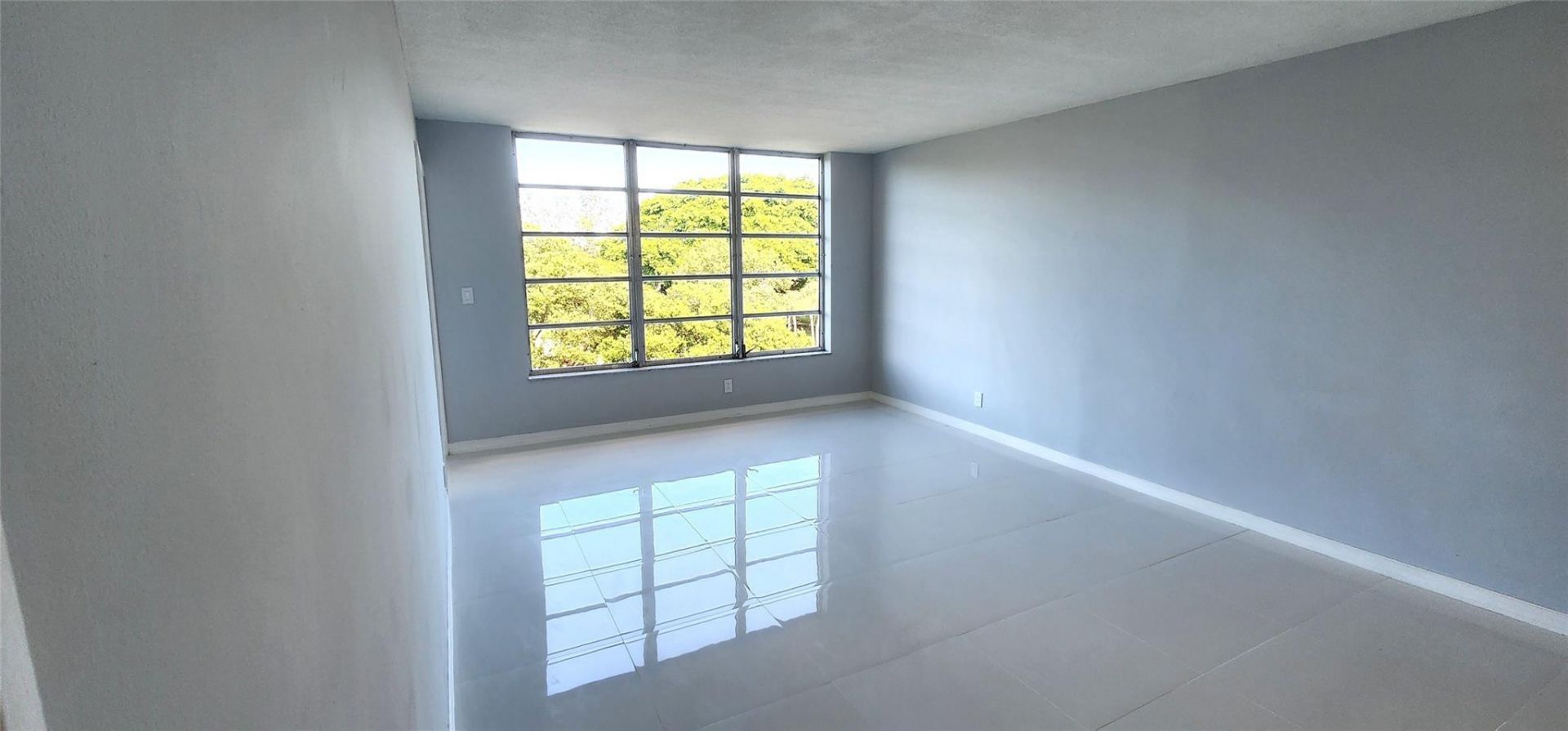 2650 S Course Drive, Unit 505, Pompano Beach, FL 33069 Photo