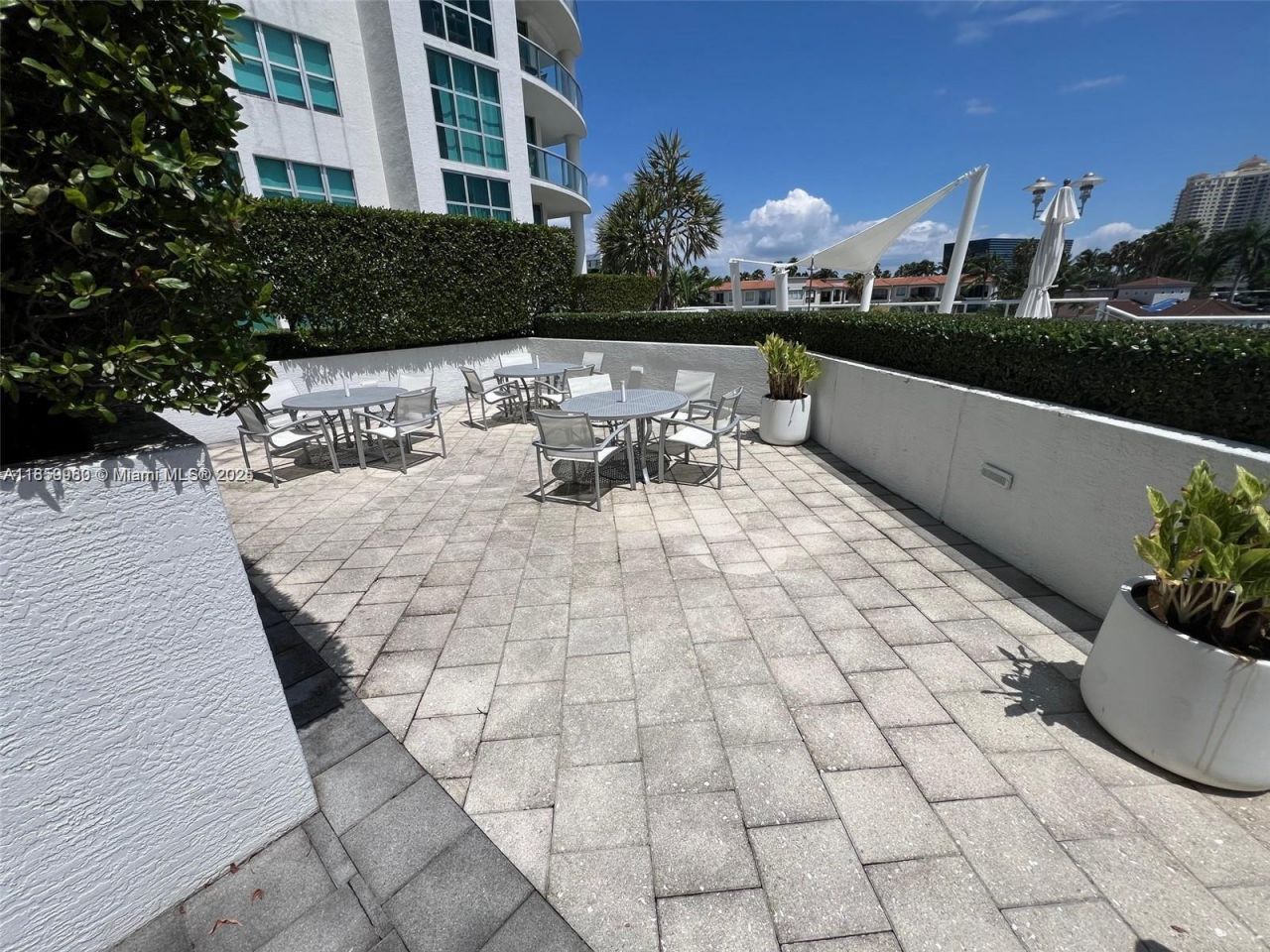 3131 NE 188th St, Unit 1-609, Aventura, FL 33180 Photo