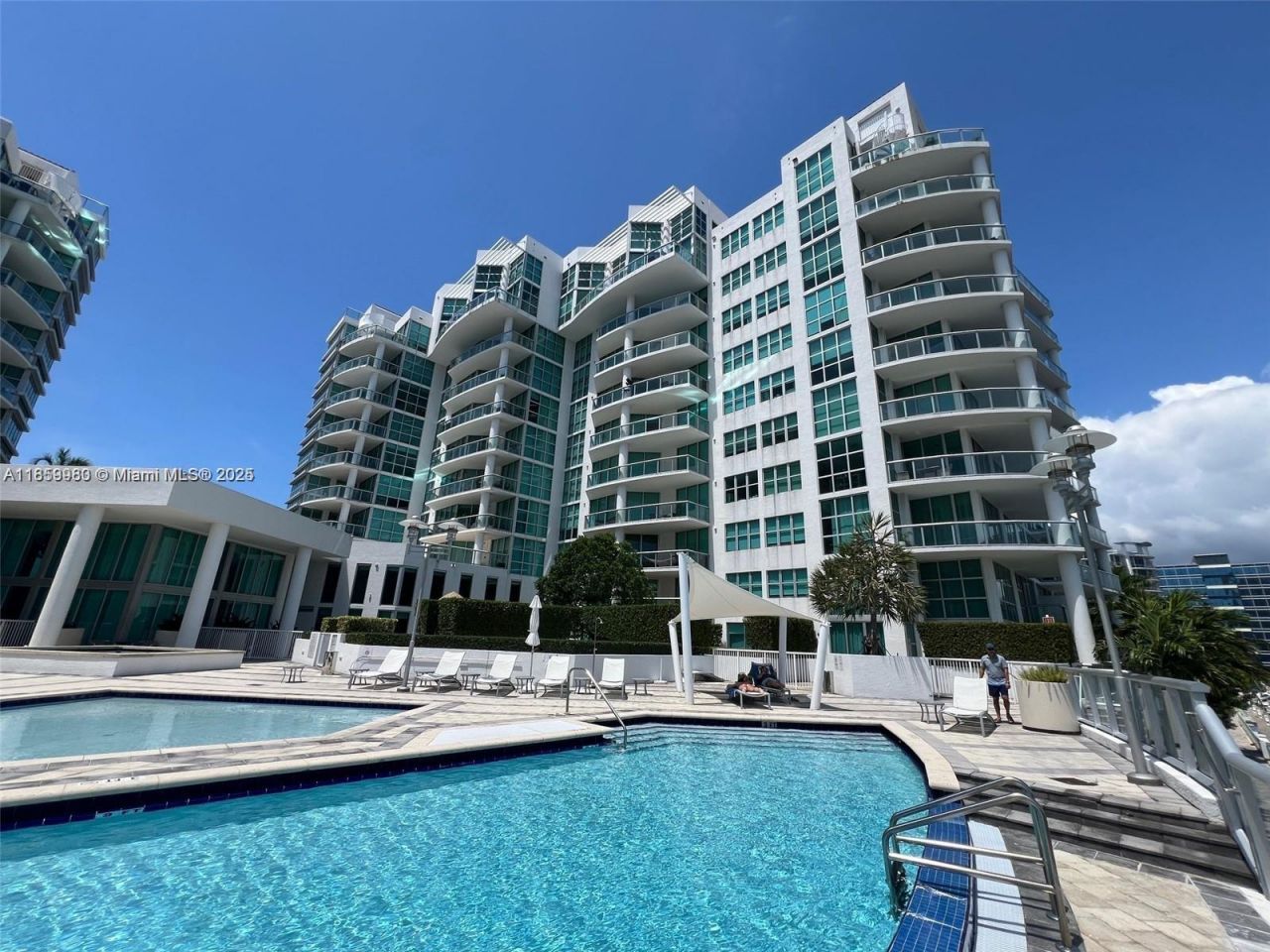 3131 NE 188th St, Unit 1-609, Aventura, FL 33180 Photo
