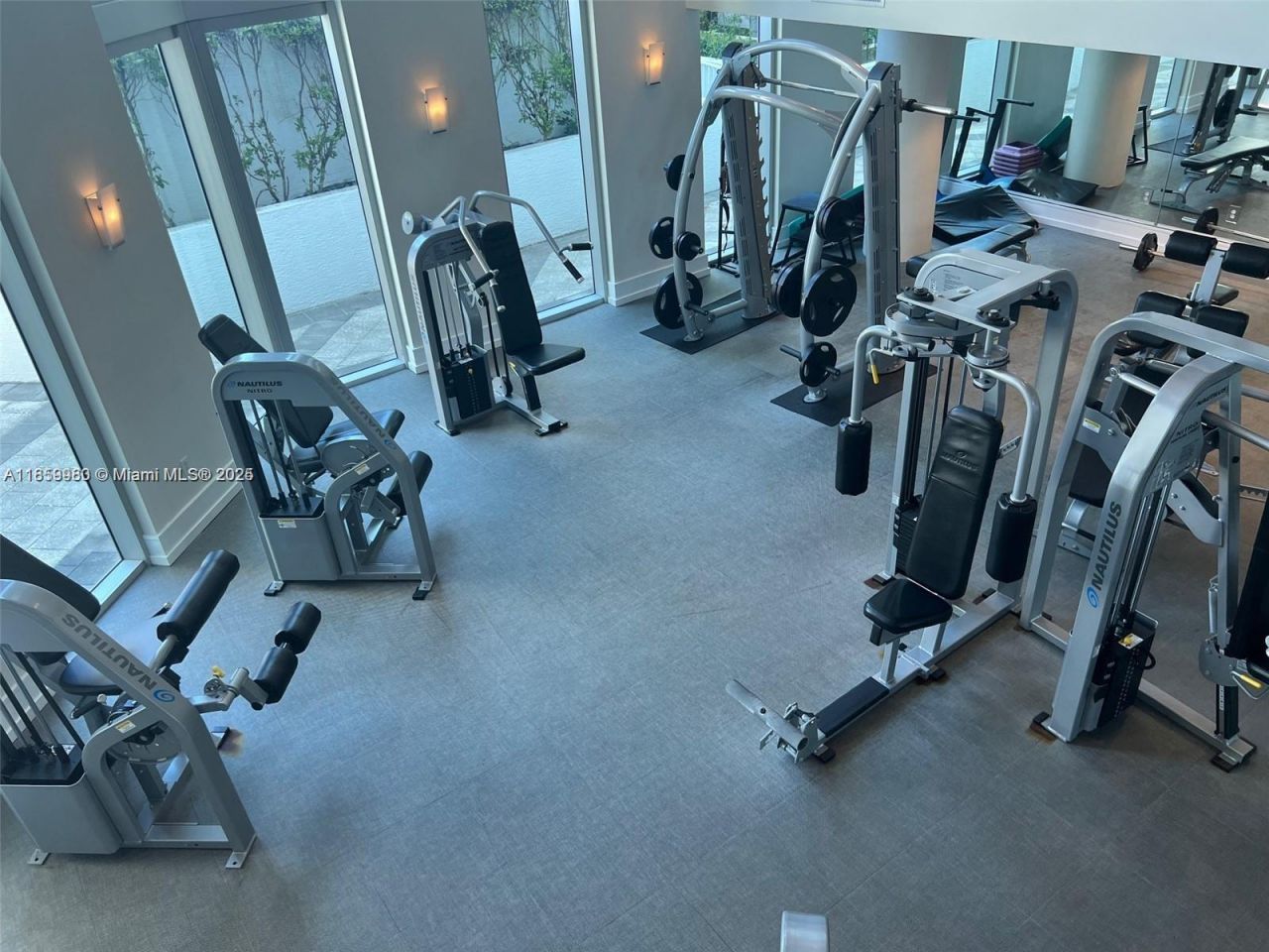 3131 NE 188th St, Unit 1-609, Aventura, FL 33180 Photo