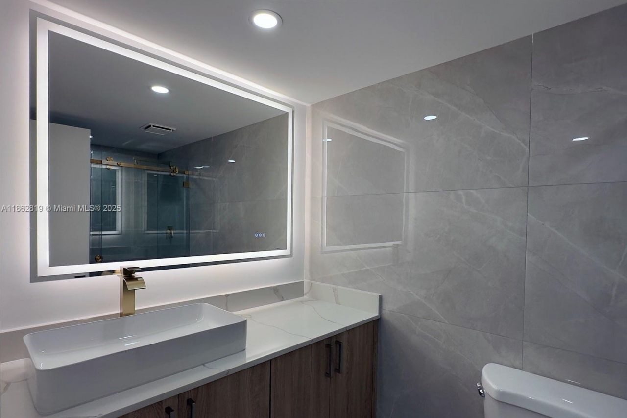 18181 NE 31st Ct, Unit 505, Aventura, FL 33160 Photo