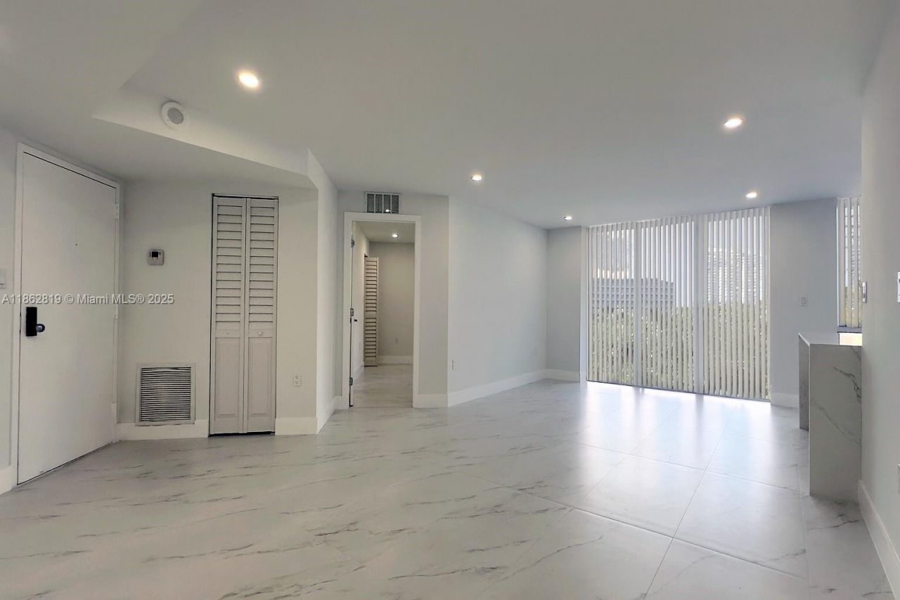 18181 NE 31st Ct, Unit 505, Aventura, FL 33160 Photo