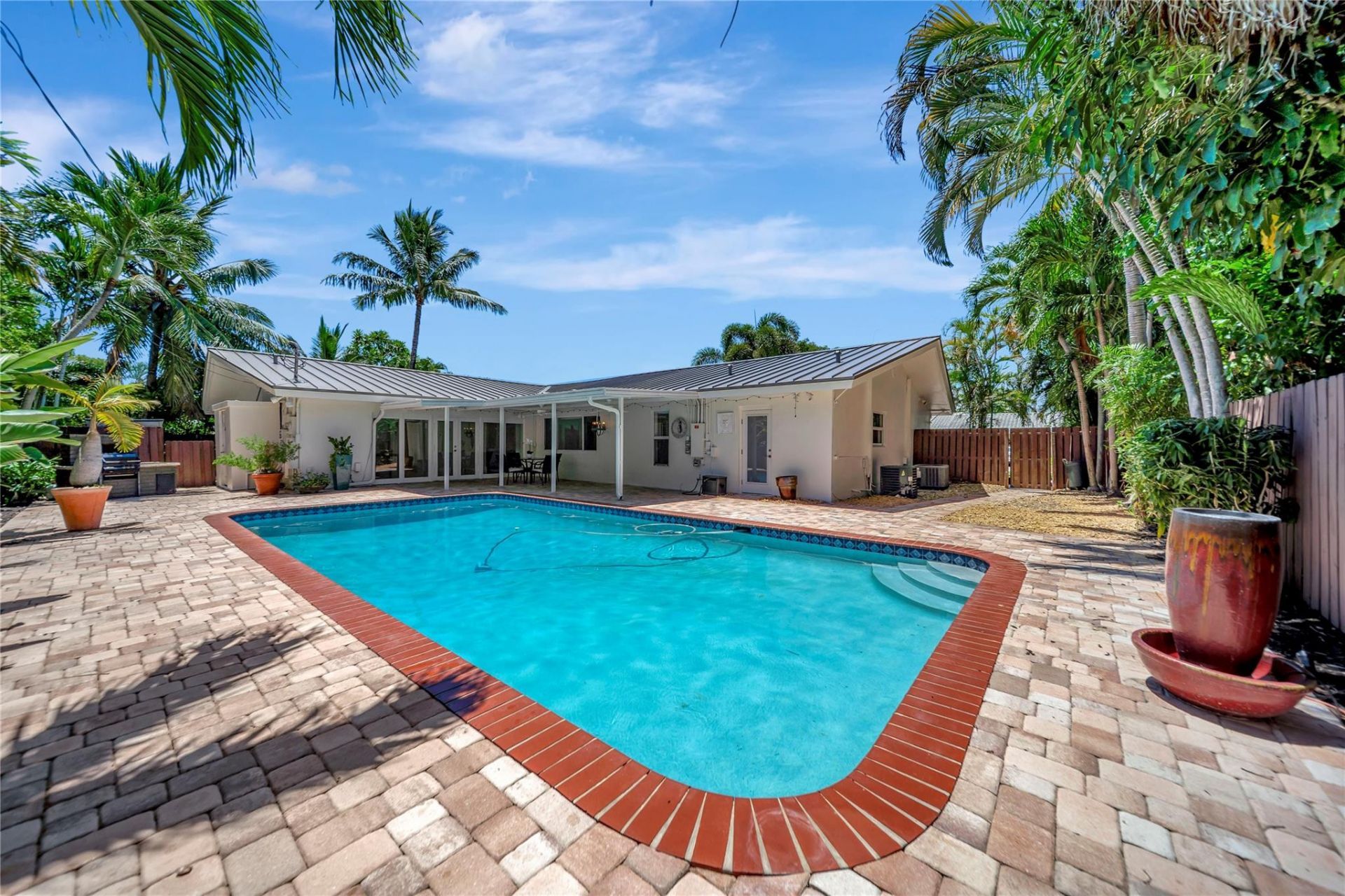 2524 NE 26th Terrace, Fort Lauderdale, FL 33305 Photo