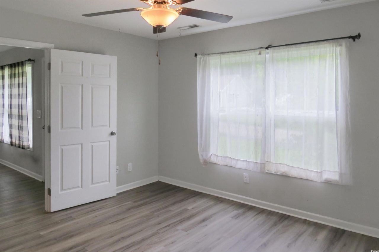 204 Rosedale Dr. Photo 11