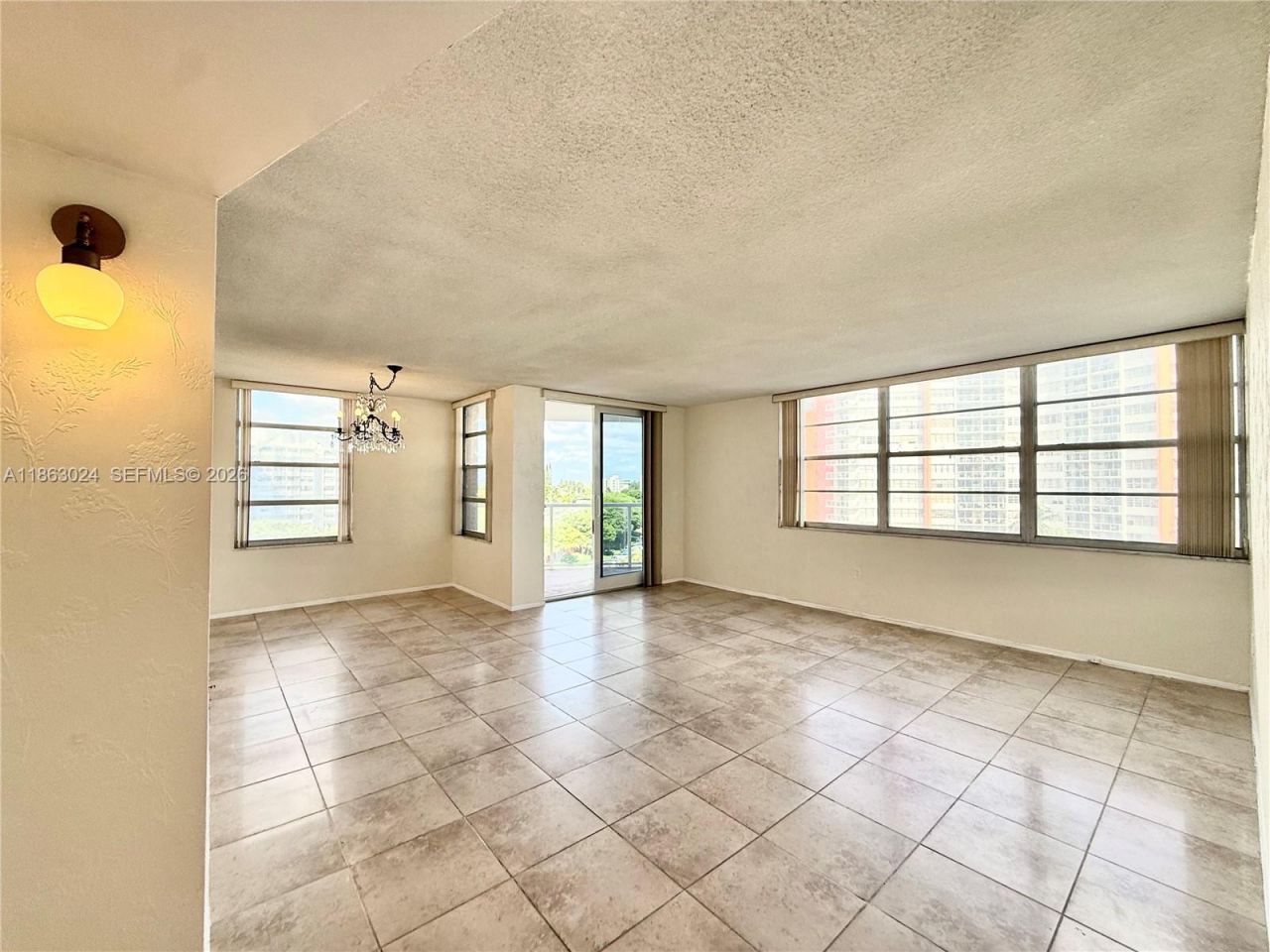 1351 NE Miami Gardens Dr, Unit 626E, Miami, FL 33179 Photo