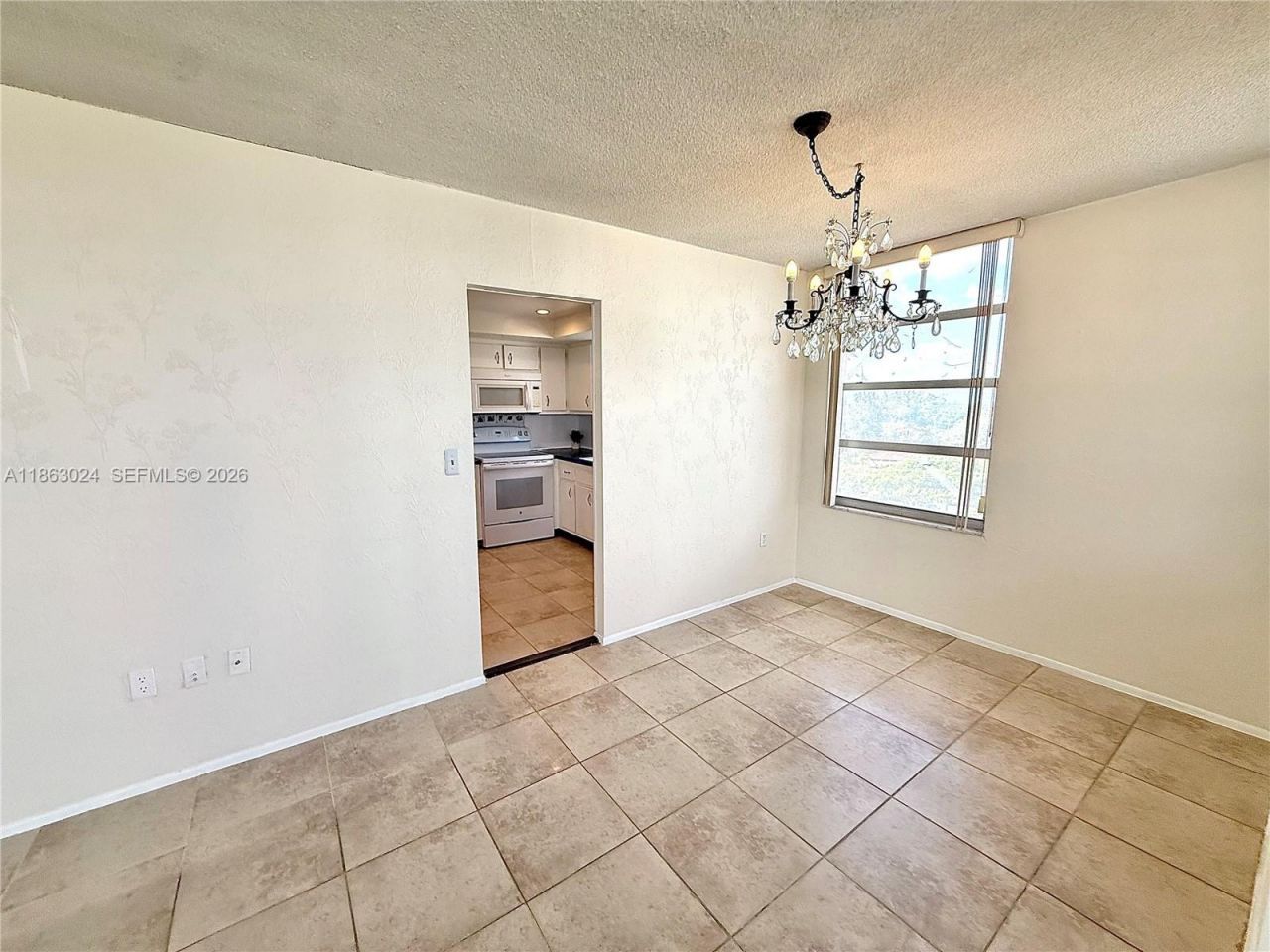 1351 NE Miami Gardens Dr, Unit 626E, Miami, FL 33179 Photo
