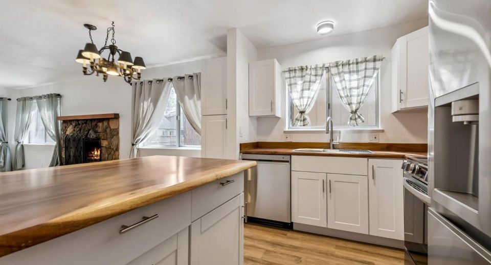 3338 Treehaven Drive, South Lake Tahoe, CA 96150 Photo