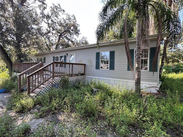 5301 ROYAL OAK DRIVE, TAMPA, FL 33610