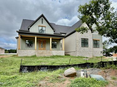 1121 Dovefield Lane, Youngsville, NC 27596