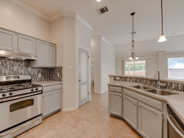 411 Debora DR, Georgetown, TX 78628