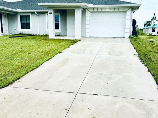 1110 Augusta St E, Unit 1110, Lehigh Acres, FL 33974