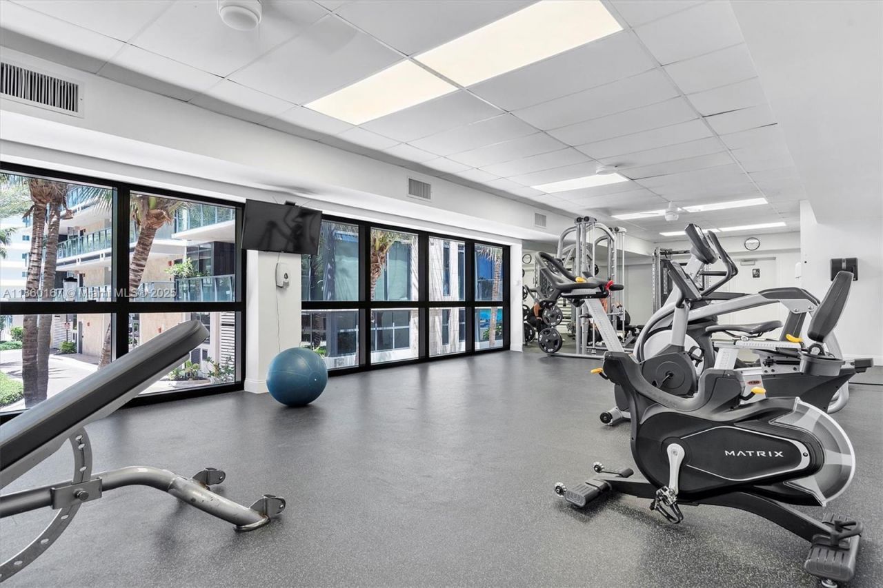 2201 S Ocean Dr, Unit 1705, Hollywood, FL 33019 Photo