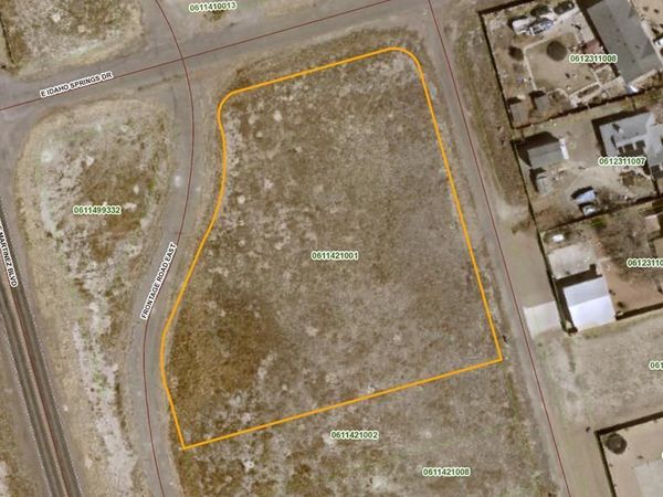 74 E Idaho Springs Dr, Pueblo West, CO 81007