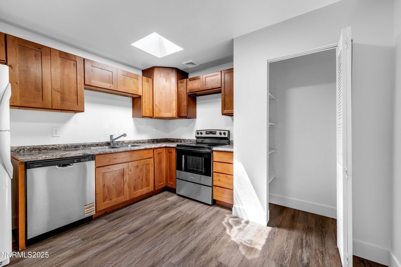 1029 Baywood Drive, Unit D, Sparks, NV 89434 Photo