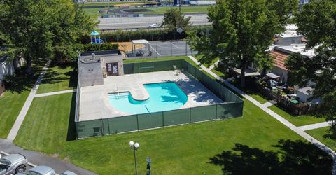 1029 Baywood Drive, Unit D, Sparks, NV 89434 Photo