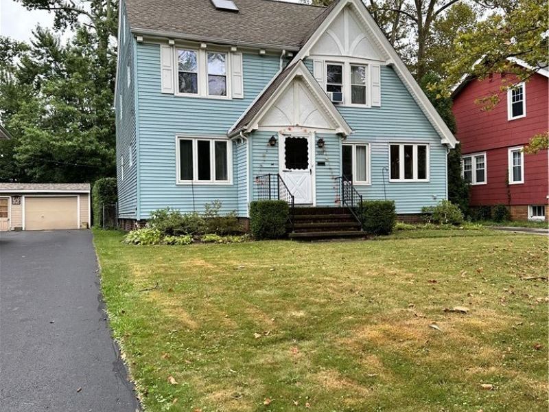 1001 Englewood Road, Cleveland Heights, OH 44121 Photo 2