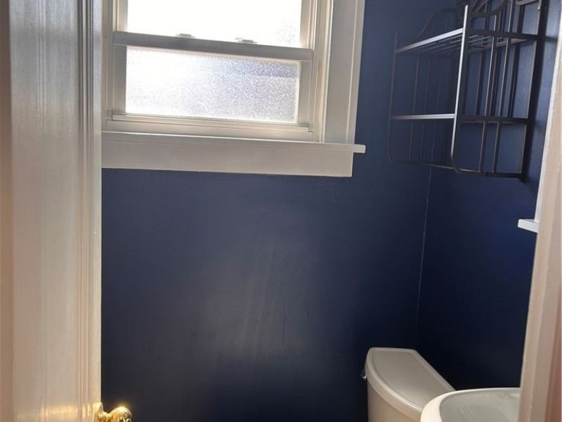 1001 Englewood Road, Cleveland Heights, OH 44121 Photo 4