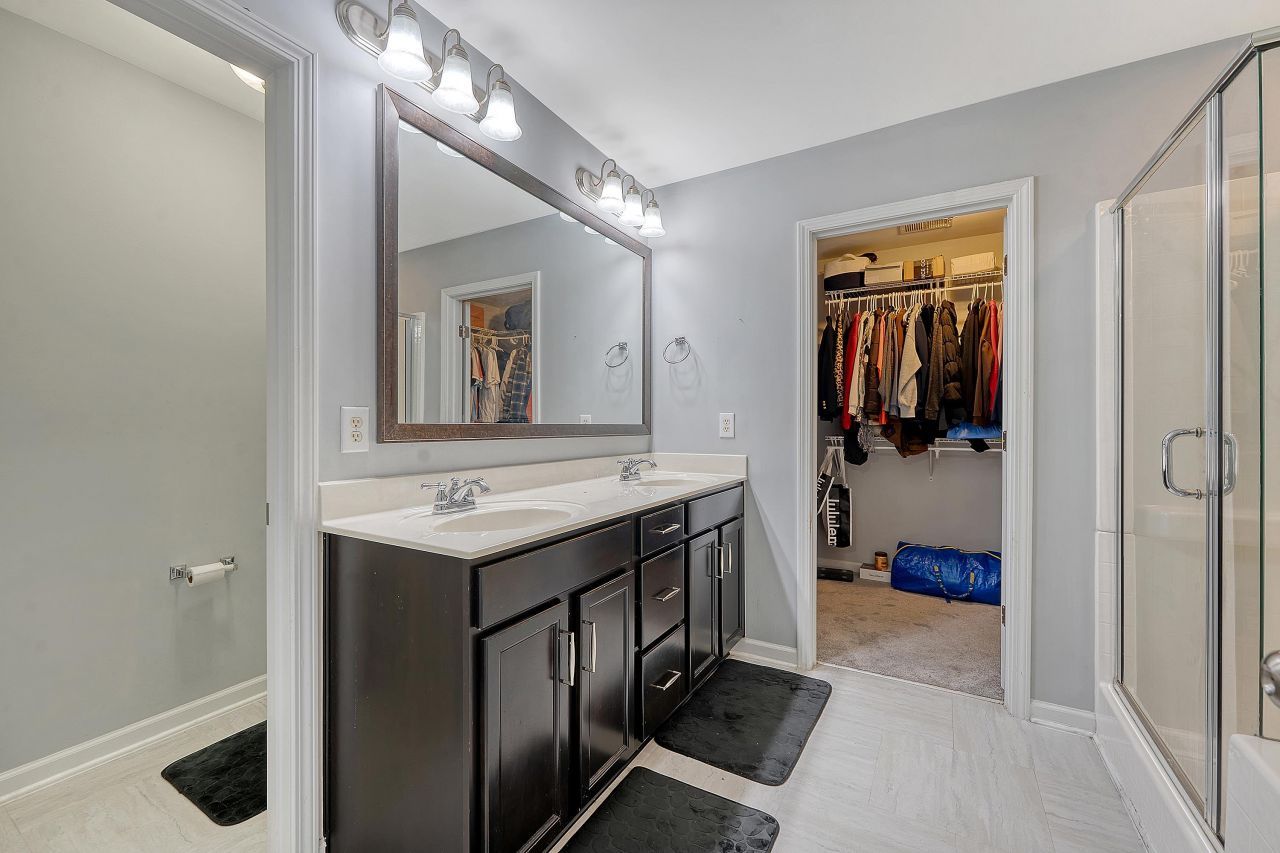 9450 Netted Charm Court Photo 24