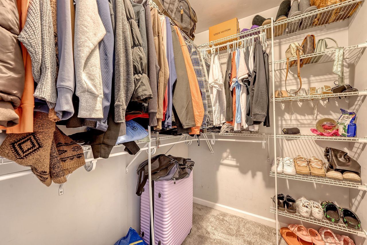 9450 Netted Charm Court Photo 27