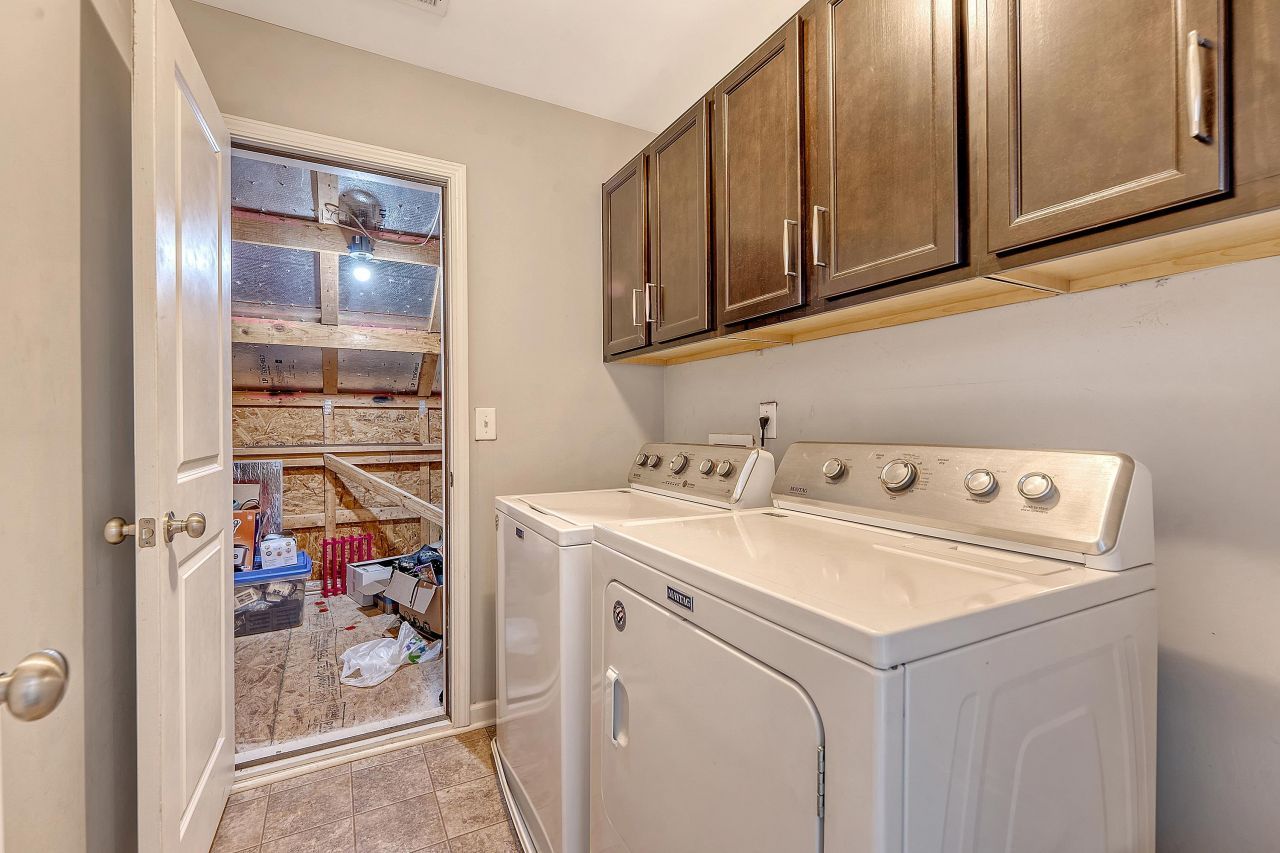 9450 Netted Charm Court Photo 32