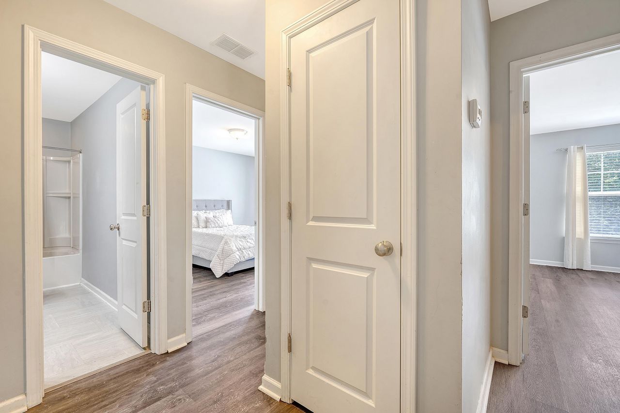 9450 Netted Charm Court Photo 36