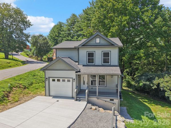 12 Whipoorwill Way, Waynesville, NC 28786