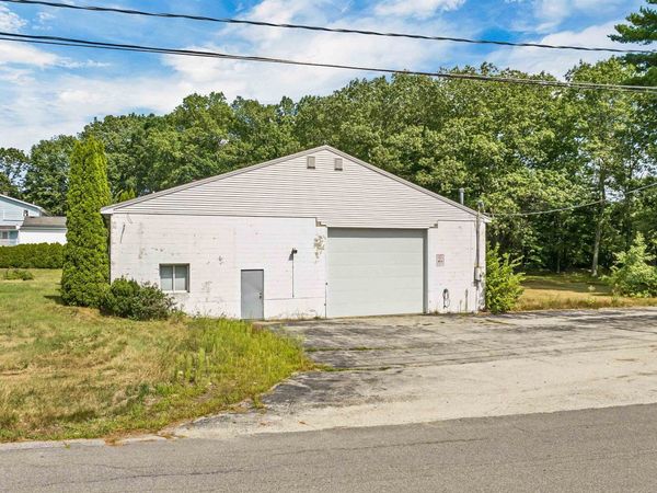 22 Kendall Pond Road, Derry, NH 03038