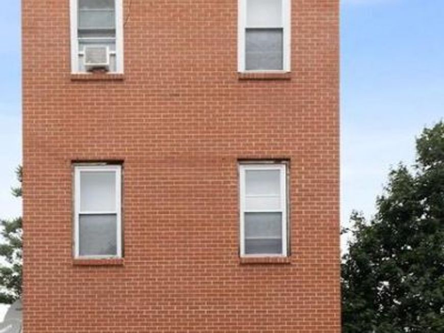 2111 W Susquehanna Avenue W, Philadelphia, PA 19121 Main Photo