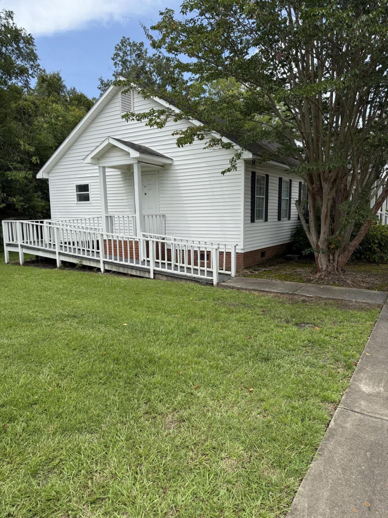 416 W Boyce Street Photo 11