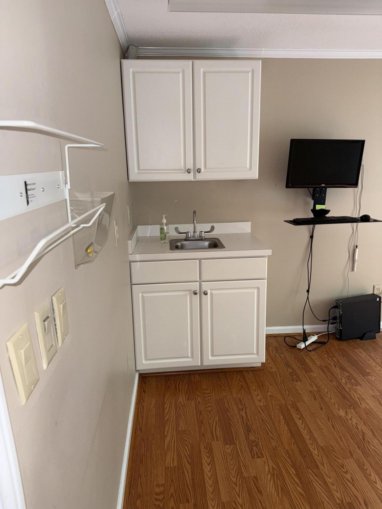 416 W Boyce Street Photo 9