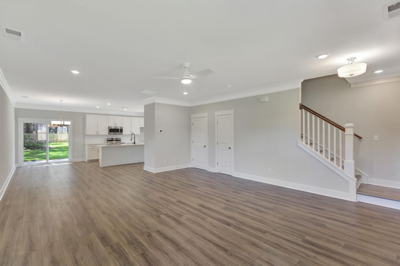 6339 N Highway 17 Photo 8