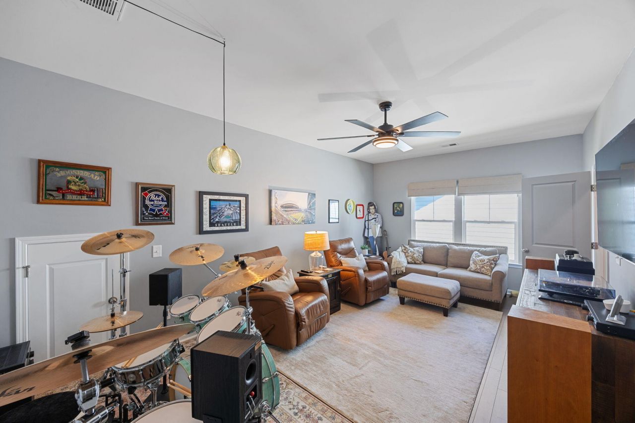 189 Granton Edge Lane Photo 40