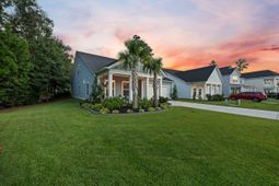 189 Granton Edge Lane photo 4