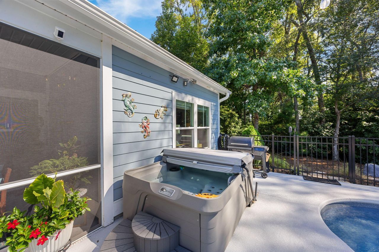 189 Granton Edge Lane Photo 57