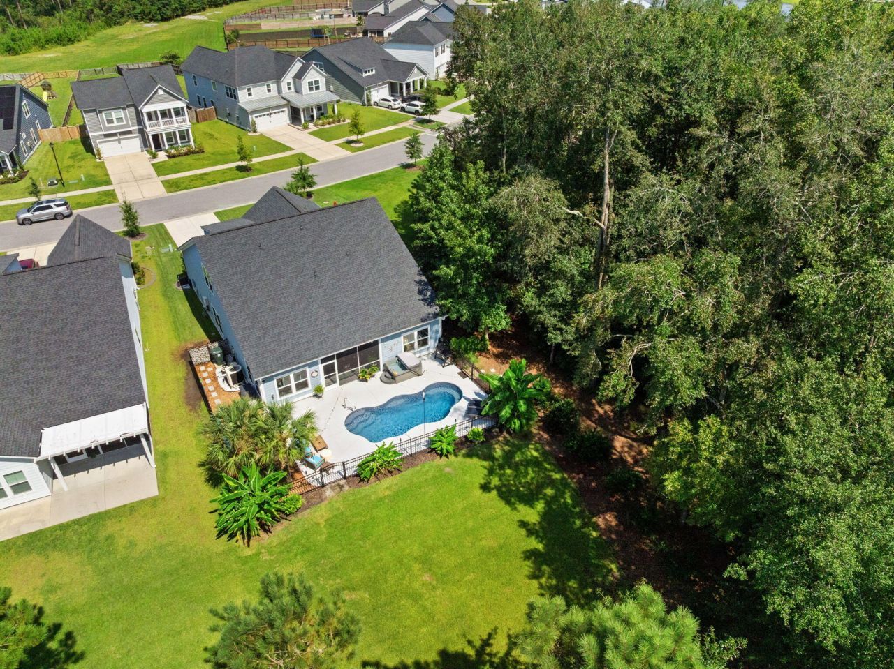 189 Granton Edge Lane Photo 68