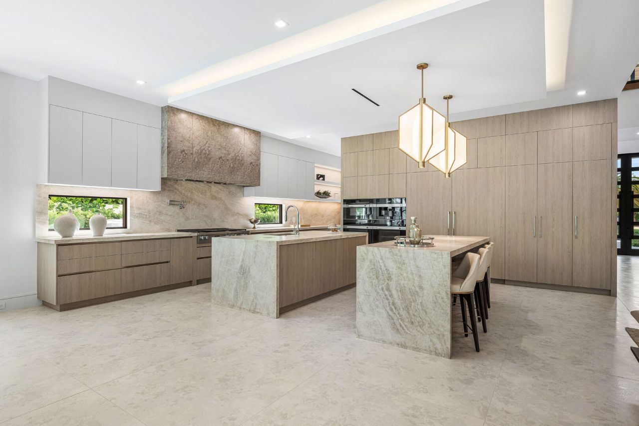 217 Thatch Palm Drive, Boca Raton, FL 33432 Photo