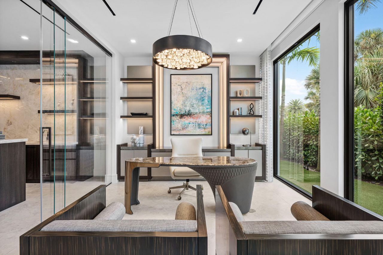 217 Thatch Palm Drive, Boca Raton, FL 33432 Photo