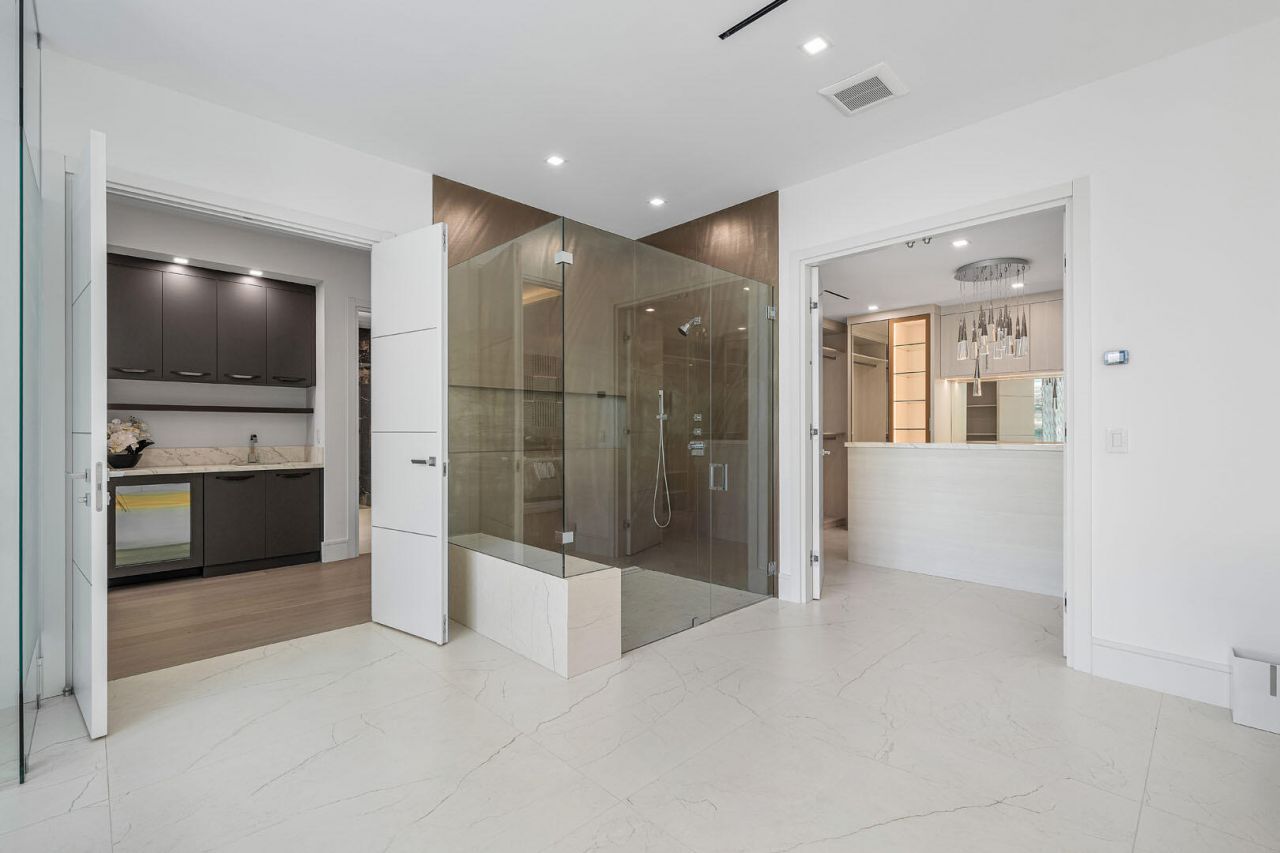 217 Thatch Palm Drive, Boca Raton, FL 33432 Photo