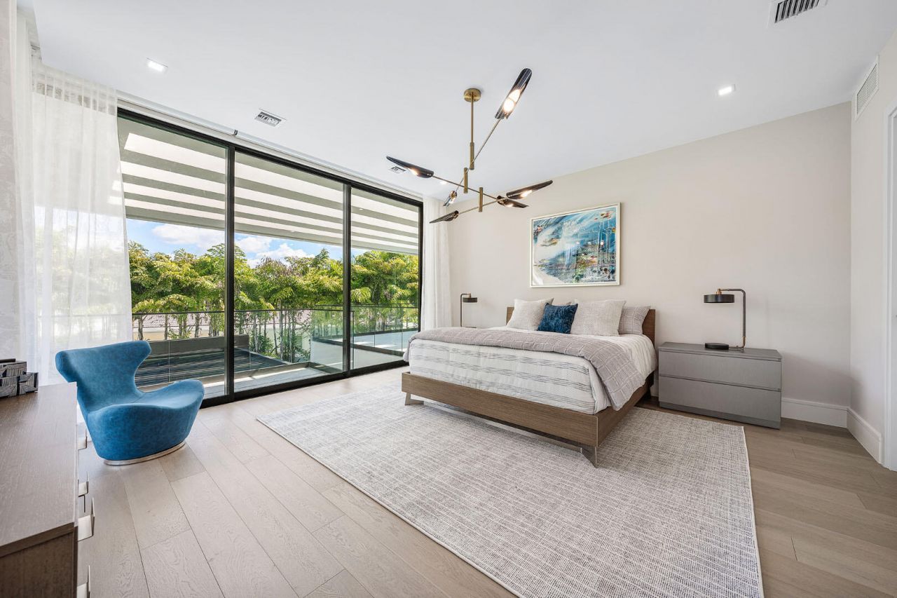 217 Thatch Palm Drive, Boca Raton, FL 33432 Photo