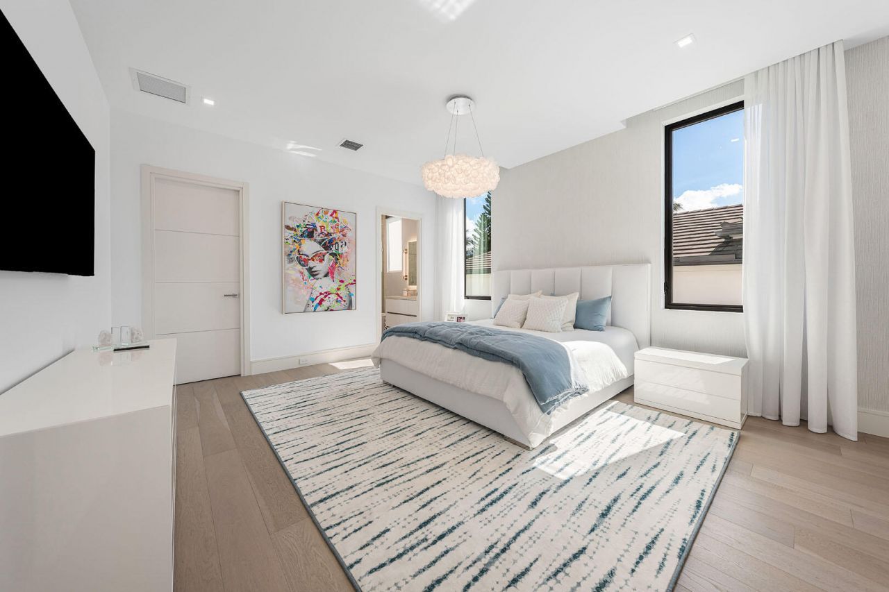 217 Thatch Palm Drive, Boca Raton, FL 33432 Photo