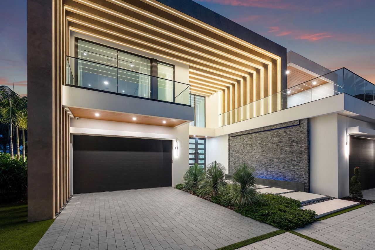 217 Thatch Palm Drive, Boca Raton, FL 33432 Photo