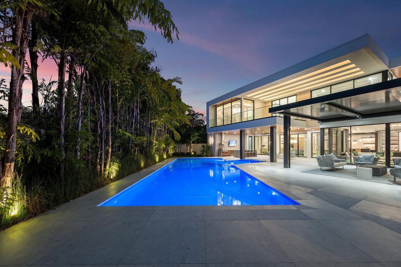 217 Thatch Palm Drive, Boca Raton, FL 33432 Photo