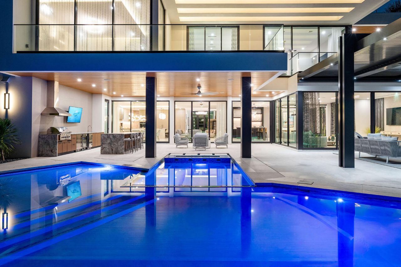 217 Thatch Palm Drive, Boca Raton, FL 33432 Photo