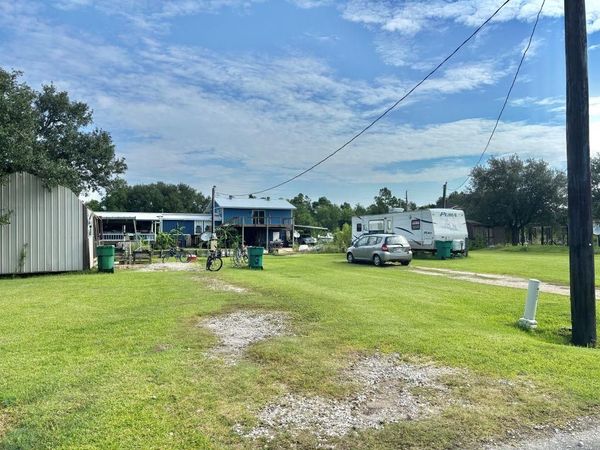 3884 Airhart Road, Lake Charles, LA 70605