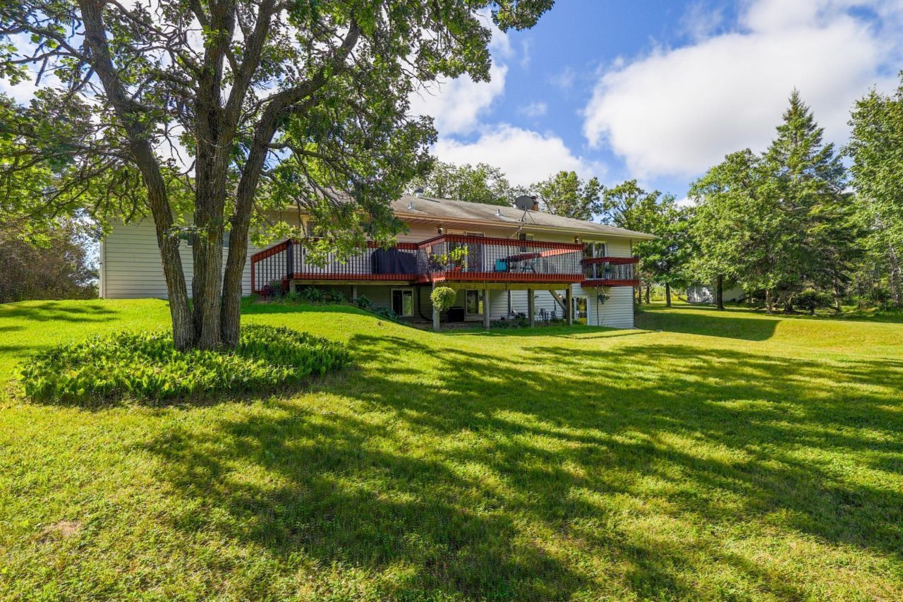 2019 Whiting Road Nw, Bemidji, MN 56601 Main Photo