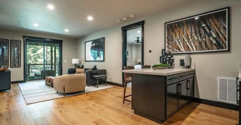 1055 Martis Landing, Truckee, CA 96161 Photo
