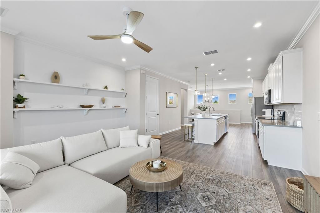 4607 Arboretum Cir, Unit 202, Naples, FL 34112 Photo